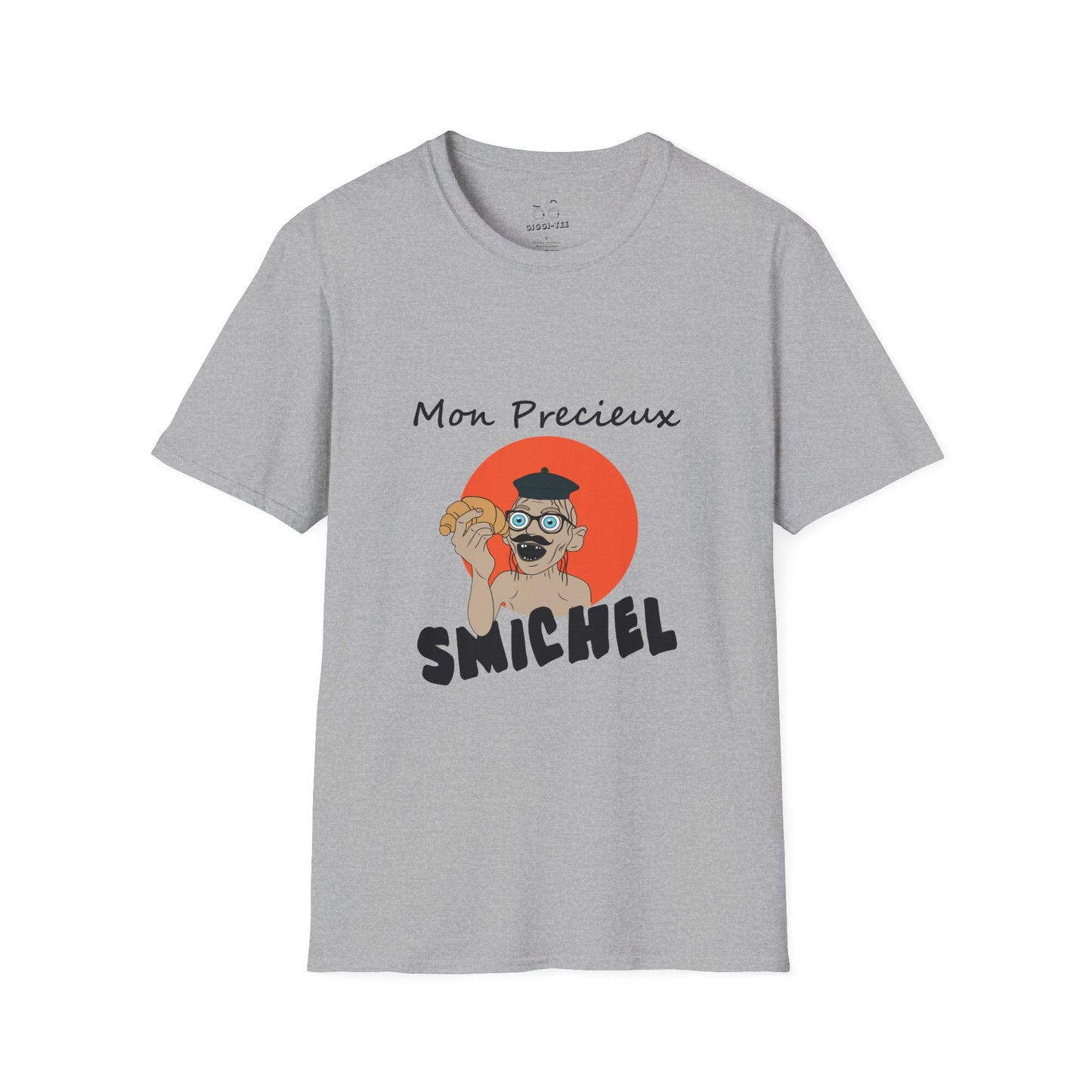 T-shirt showing a French Smeagol in a beret and mustache holding a croissant with the text "Mon Précieux."