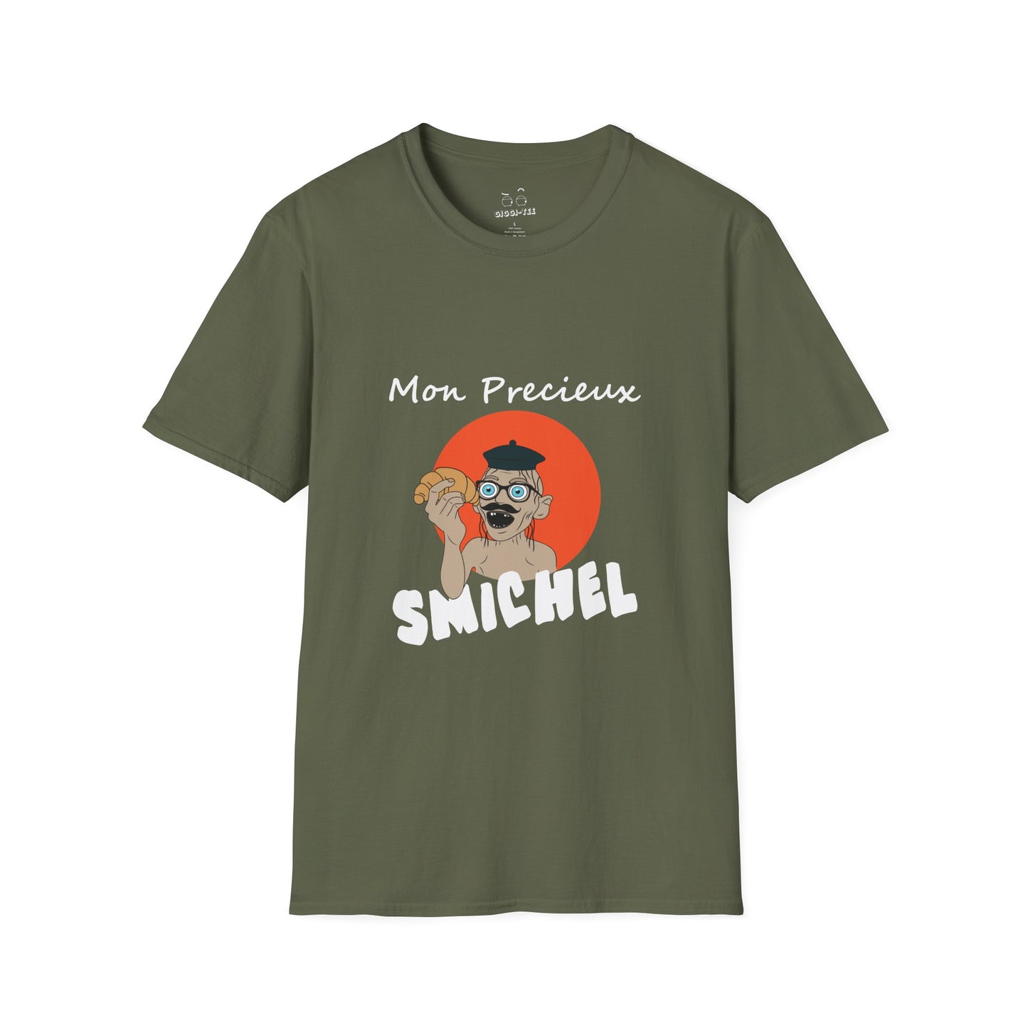 T-shirt showing a French Smeagol in a beret and mustache holding a croissant with the text "Mon Précieux."