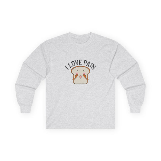 I Love Pain’ shirt featuring a blushing cartoon slice of bread, funny pun tee for bread lovers and humor fans.