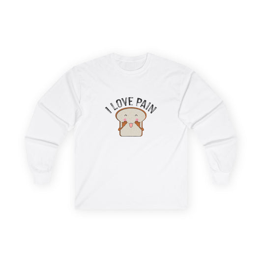 I Love Pain’ shirt featuring a blushing cartoon slice of bread, funny pun tee for bread lovers and humor fans.
